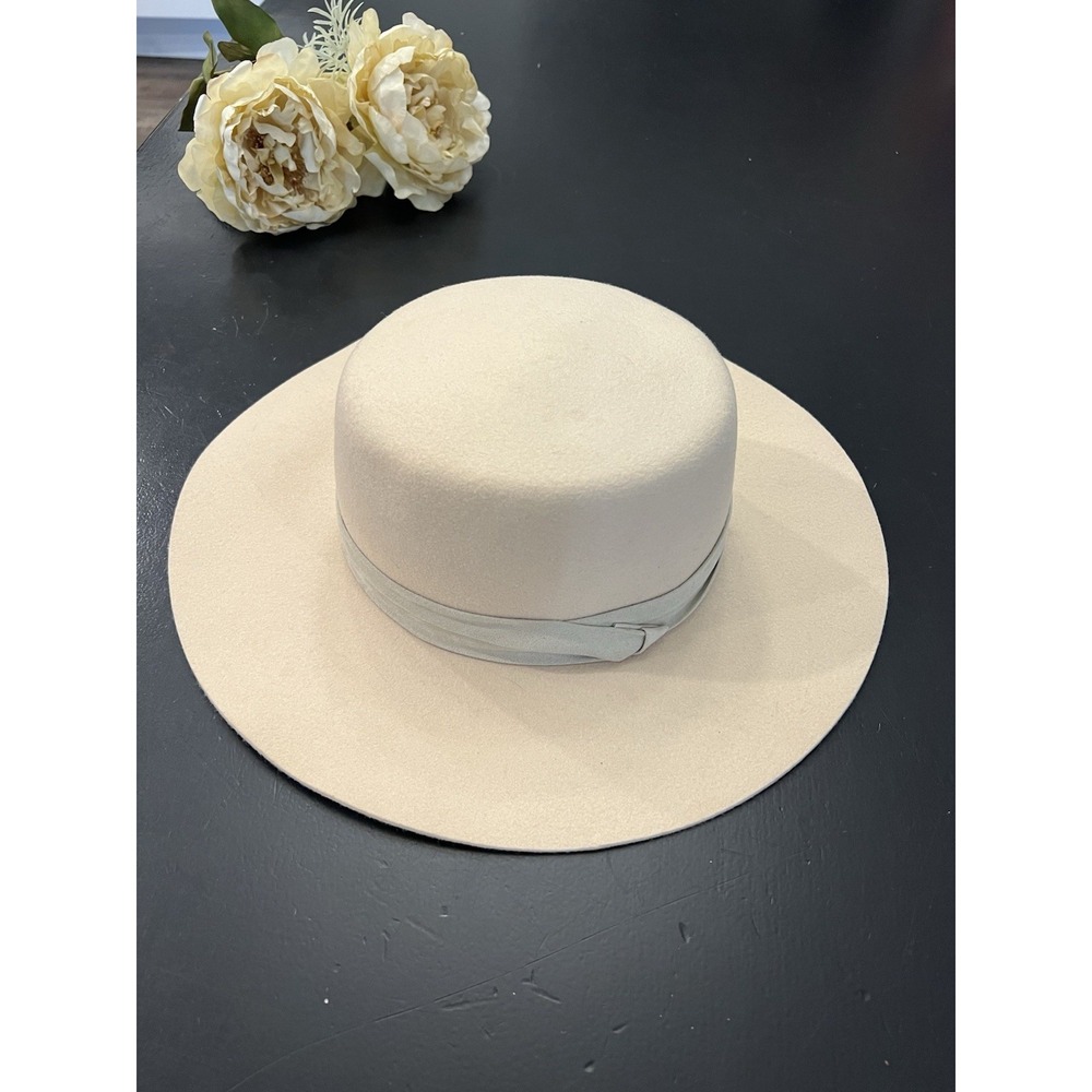 Urban Outfitters Cream 100% Wool Felt Buckaroo Style Western Boho Hat